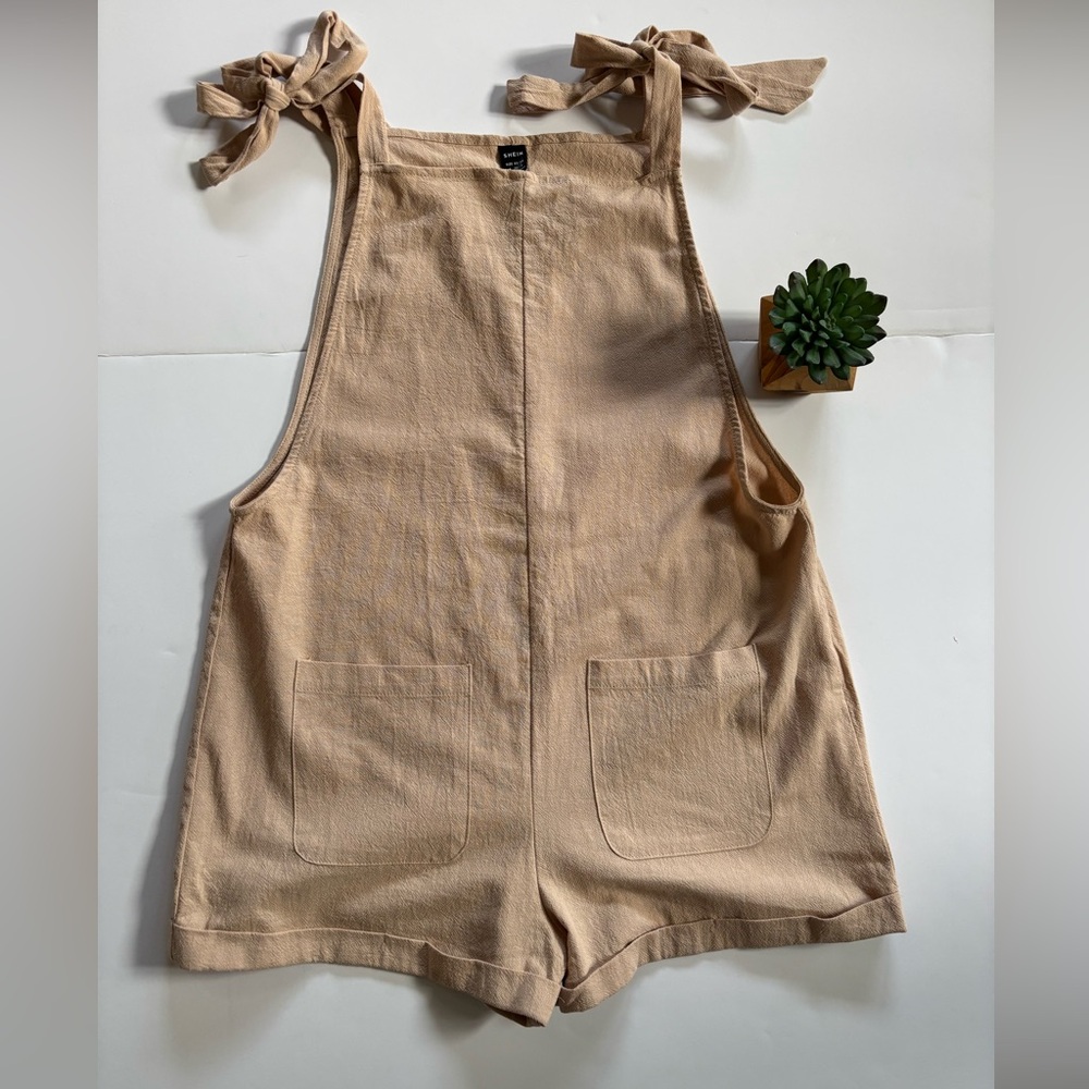 SHEIN Ladies Tan Shorts Romper